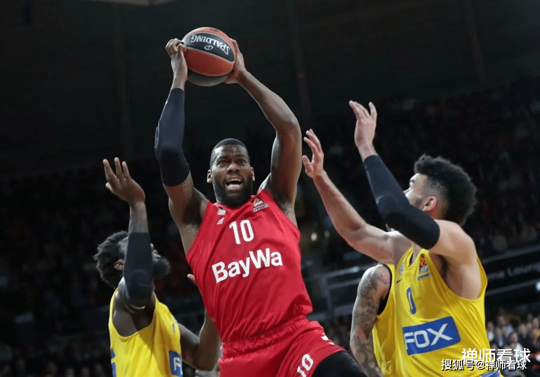 拜仁慕尼黑发布备战花絮，赛前调整名单，CBA季后赛任务艰巨，心理建设被强调的简单介绍